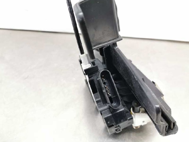 FORD 8A6AA21813AD Cerradura  en stock Salamanca