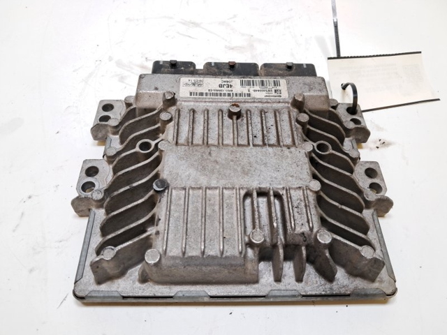 8A6AA21813AD FORD Cerradura de puerta delantera izquierda  disponible Vigo