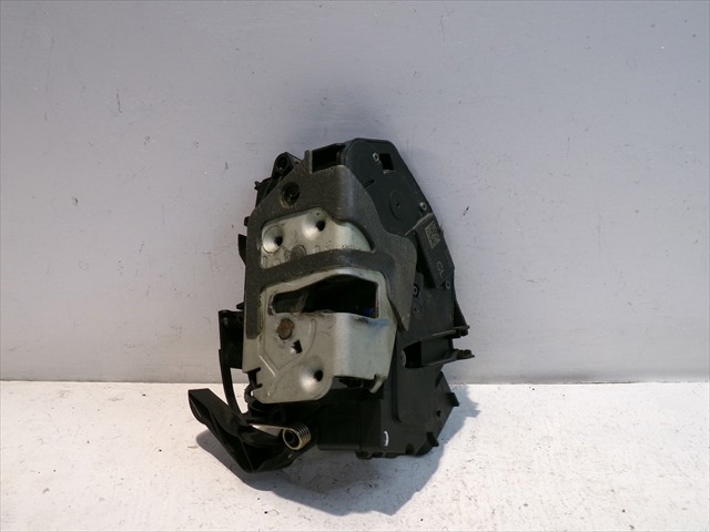 FORD 8A6AA21813AJ Cerradura de puerta delantera izquierda  comprar en Murcia