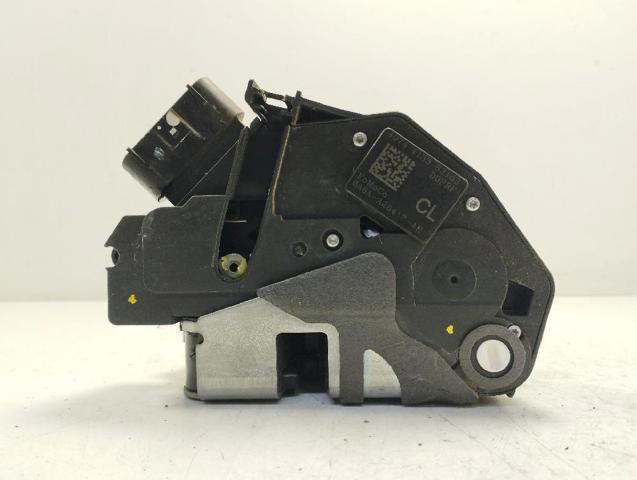 FORD 8A6AA26412AE Cerradura de la puerta trasera derecha  disponible Valladolid