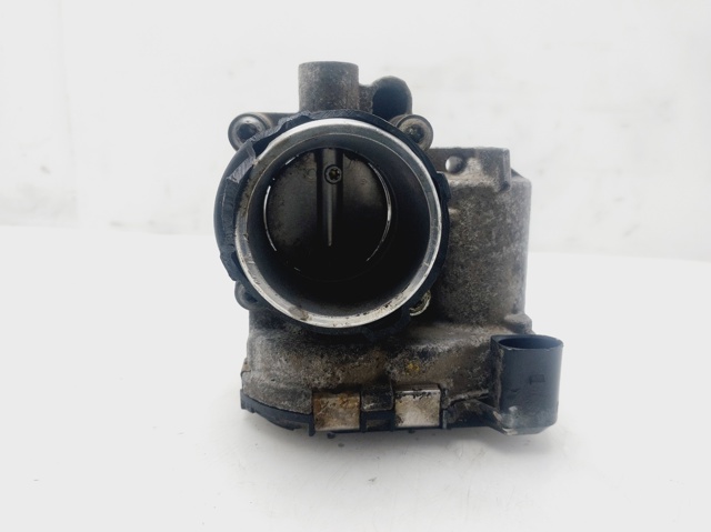 8A6G9F991AB Cuerpo de aceleración completo  disponible Málaga