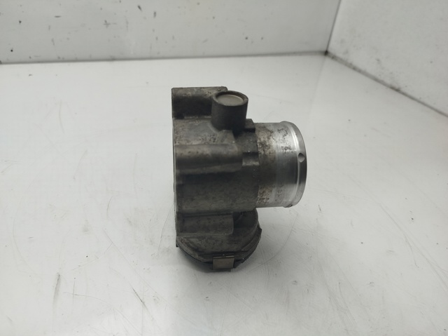 8A6G9F991AB Cuerpo de aceleración completo  disponible Málaga