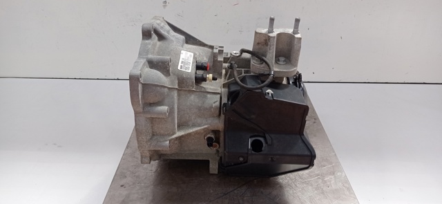 Caja de cambios mecánica, completa Ford Fiesta CB1