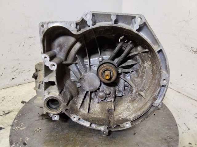 8A6R7002HB Ford
