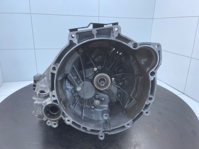 8A6R7002JA Ford