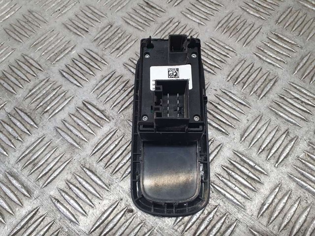 FORD 8A6T14A132AC Interruptor de elevalunas delantera izquierda  en stock Valencia