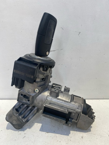 8A6T15607AB Ford