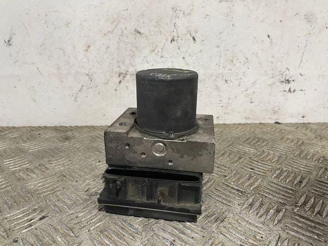8C112C405BB Ford