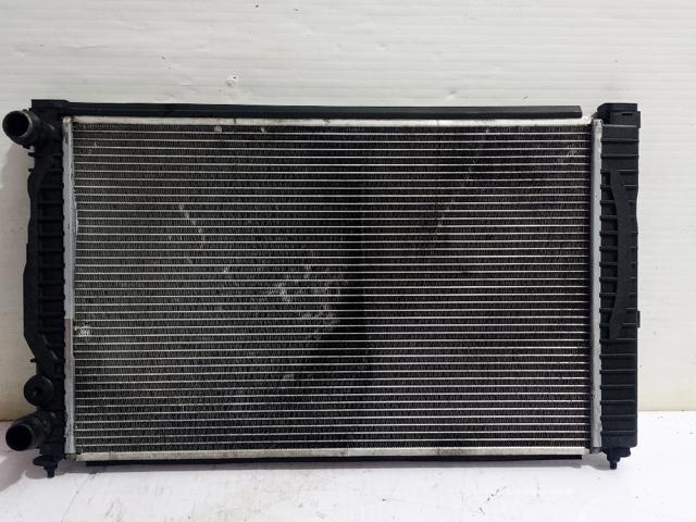 8D0121251AT Radiador de refrigeración del motor  disponible Burgos