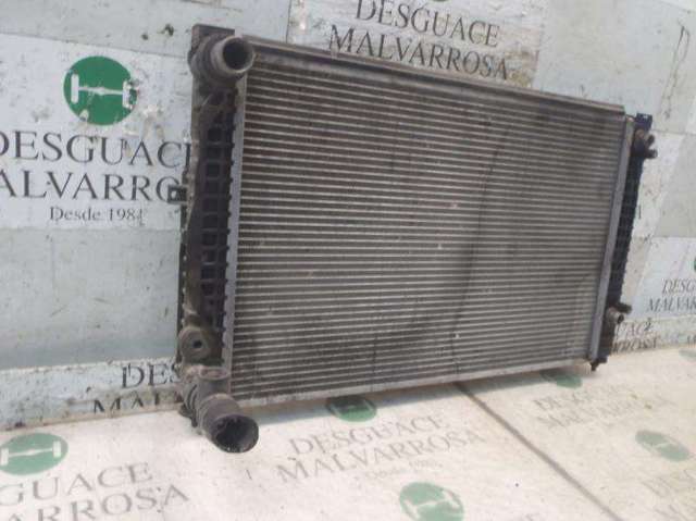 8D0121251BC VAG Radiador de refrigeración del motor  disponible Ourense