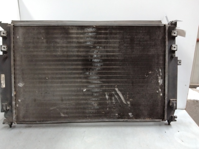 VAG 8D0121251Q Radiador de refrigeración del motor  comprar en Ponferrada
