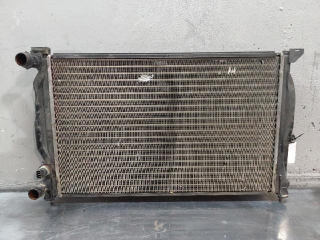 8D0121251Q VAG Radiador de refrigeración del motor  comprar en Lleida