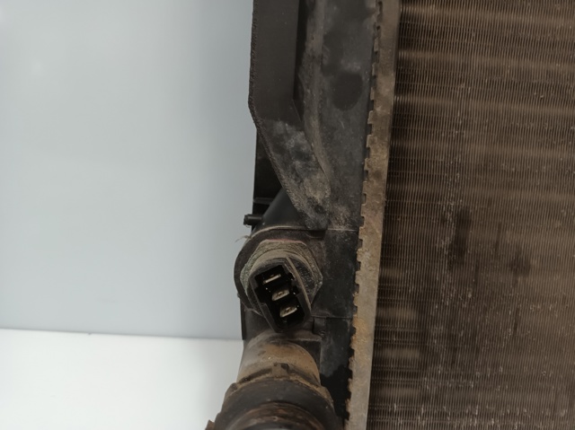 8D0121251Q VAG Radiador de refrigeración del motor  disponible Alicante
