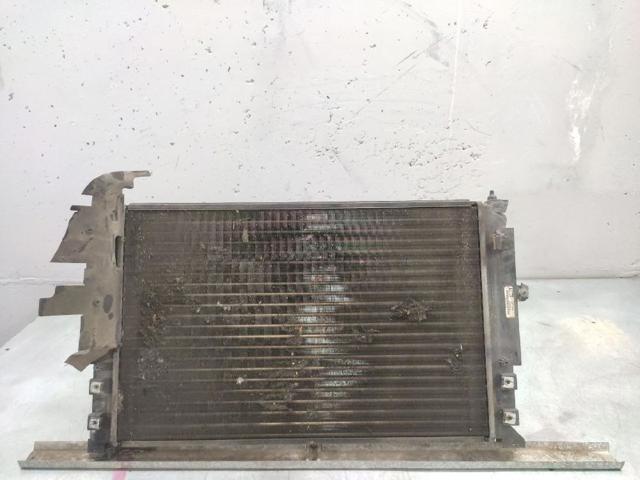 8D0121251Q Radiador de refrigeración del motor  disponible Málaga