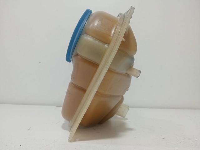 8D0121403L Vaso de expansión  en stock Sabadell