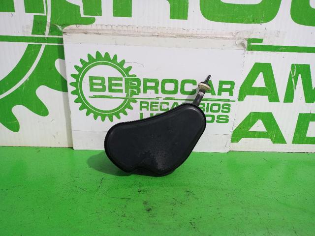 Depósito de vacío del motor 8D0131541B VAG