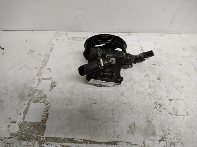 8D0145155Q Bomba de dirección asistida  comprar en Reus