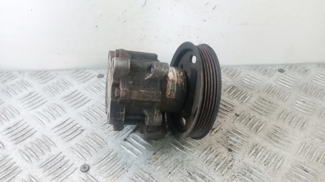 VAG 8D0145155Q Bomba de dirección comprar Barcelona