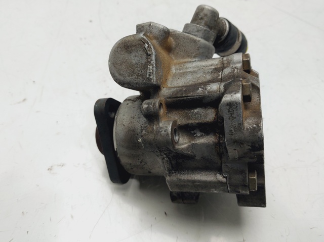 VAG 8D0145155Q Bomba de dirección comprar Tarragona