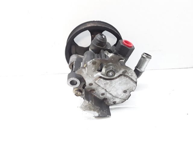 VAG 8D0145155Q Bomba de dirección  en stock Valencia
