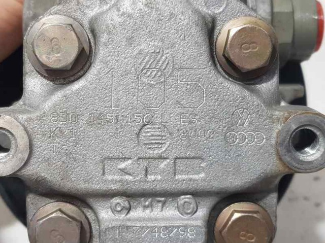 VAG 8D0145156L Bomba de dirección comprar Pamplona