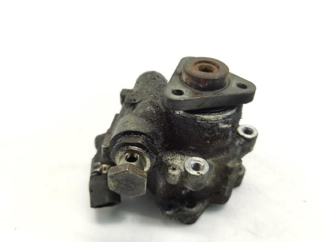 8D0145156TX Bomba de dirección  en stock Castellón