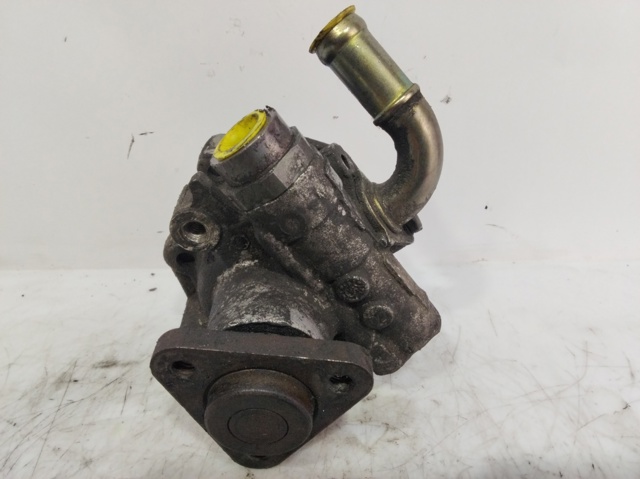 VAG 8D0145177 Bomba de dirección comprar Barcelona