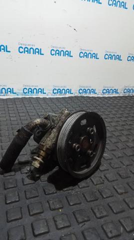 8D0145177 Bomba de dirección comprar Almería