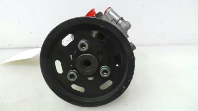 8D0145177D Bomba de dirección asistida  comprar en Reus