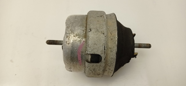 VAG 8D0199379J Soporte izquierdo del motor  en stock Valencia