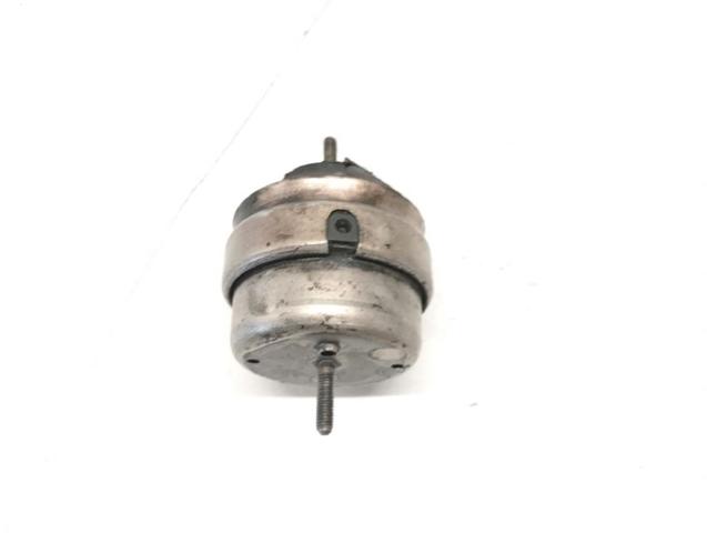 Soporte de motor derecho 8D0199382AE VAG