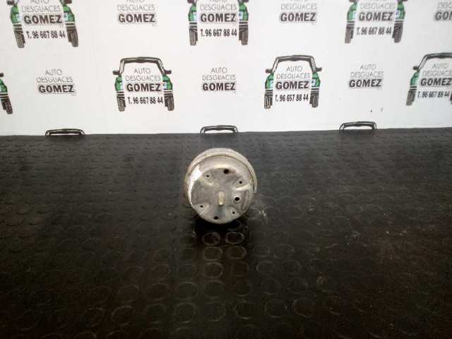 VAG 8D0199382L Soporte de motor derecho comprar Tarragona