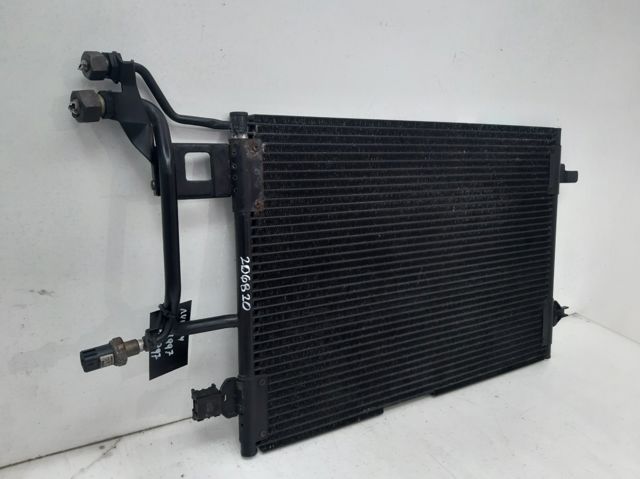 VAG 8D0260401D Condensador aire acondicionado comprar Pamplona