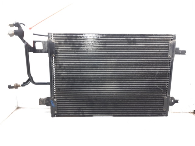 8D0260401D VAG Condensador de aire acondicionado  disponible Ourense