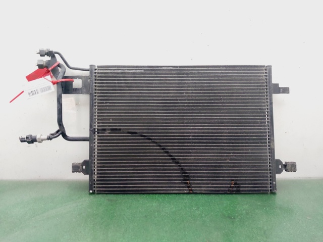 8D0260401E Condensador de aire acondicionado  comprar en Reus