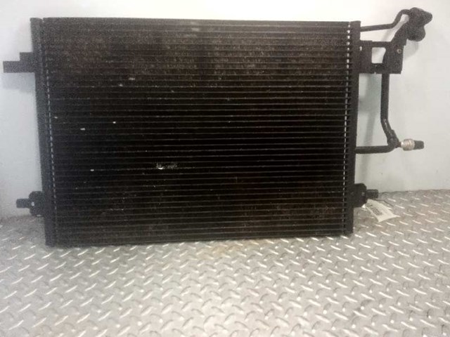 8D0260401G Condensador aire acondicionado comprar Sevilla