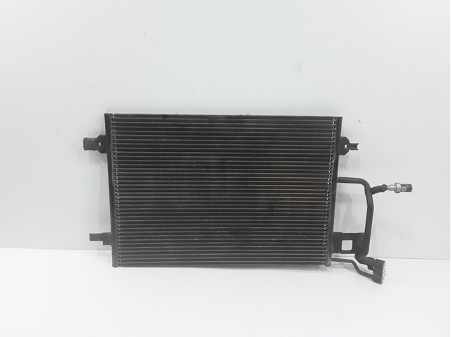 Condensador / radiador  aire acondicionado para volkswagen passat (3b2) (1996-2001) 1.9 tdi afn 8D0260401G