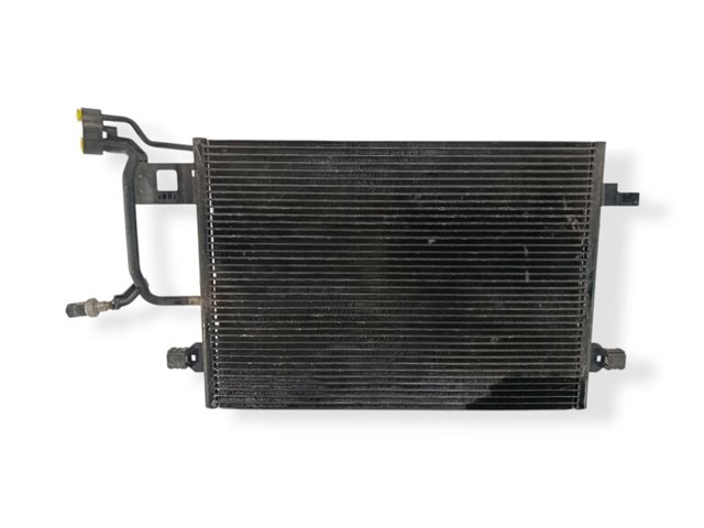8D0260401G VAG Condensador de aire acondicionado  comprar en Jaén