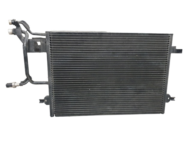 8D0260401H VAG Condensador aire acondicionado  en stock Gandía