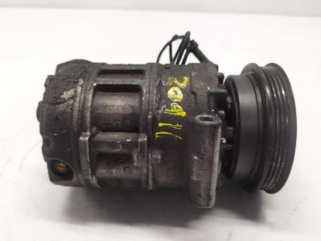 8D0260805RV Compresor de aire acondicionado  disponible Burgos