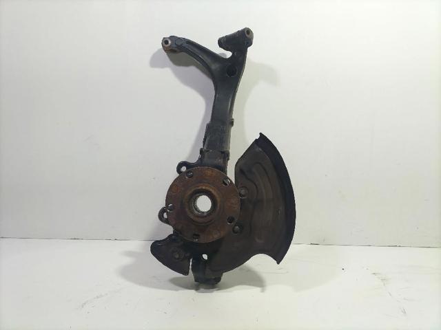VAG 8D0407258 Mangueta delantera derecha  en stock Terrassa