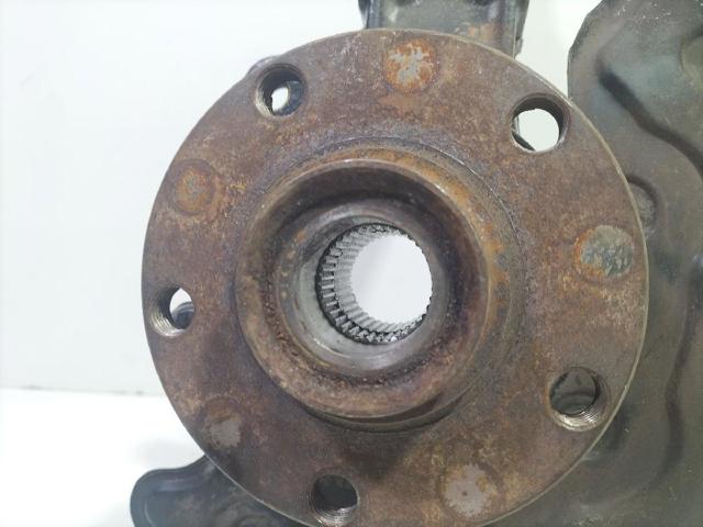 VAG 8D0407258 Mangueta delantera derecha  en stock Terrassa