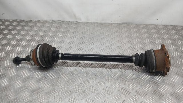 Semieje delantero izquierdo 8D0407271BB VAG
