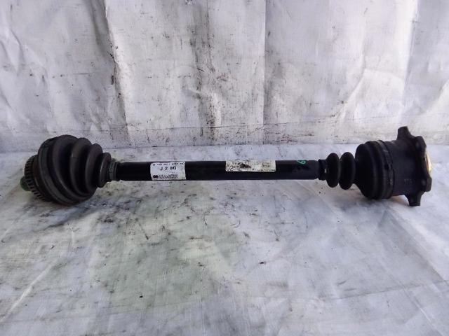VAG 8D0407272BQ Semieje delantero derecho comprar Tarragona