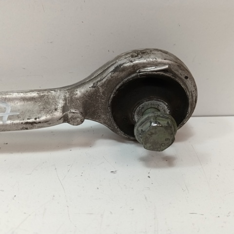 8D0407507E Brazo superior izquierdo de la suspensión delantera comprar Almería