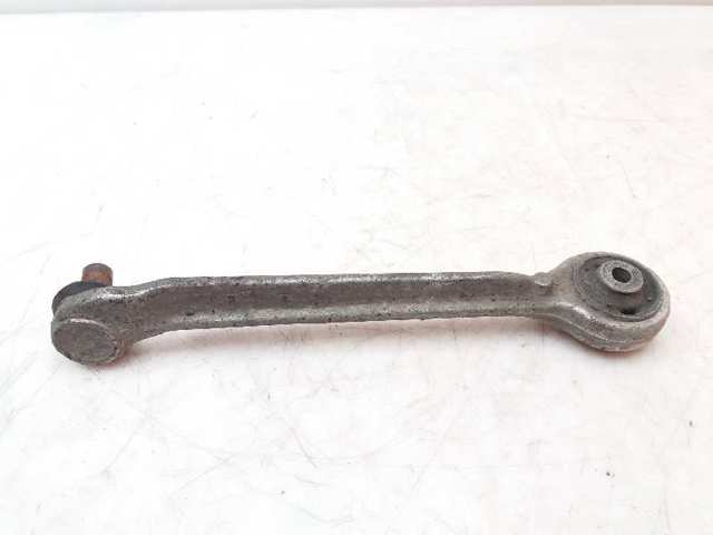 8D0407507E Brazo superior izquierdo de la suspensión delantera  en stock Sabadell