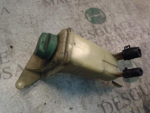 Depósito de bomba de dirección hidráulica Audi A6 4B2, 4B4