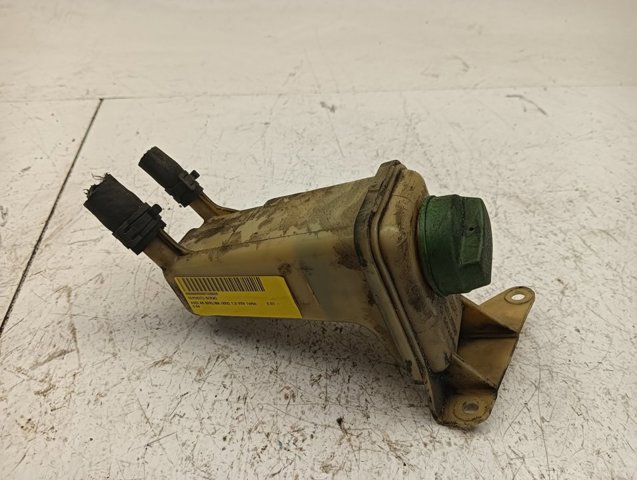 8D0422373C Depósito de la bomba de dirección asistida  comprar en Reus