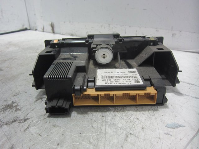 8D0820043M VAG Módulo de modos de calefacción/aire acondicionado  comprar en Lleida