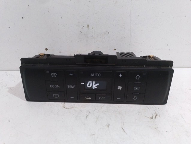 8D0820043M Unidad de control aire acondicionado  en stock Castellón